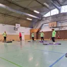Übungen auf der Matte Gruppe